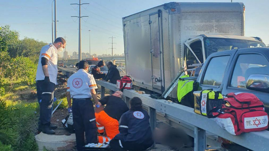 זירת התאונה במחלף חולות