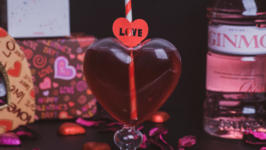 קוקטיילים זוגיים לחג האהבה. בנא משקאות 