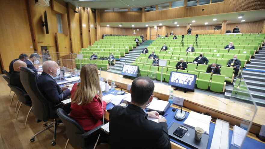 דיון וועדת הבחירות בעתירות לפסילת מועמדים
