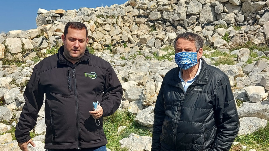 עוזי דיין ויוסי דגן בהר עיבל