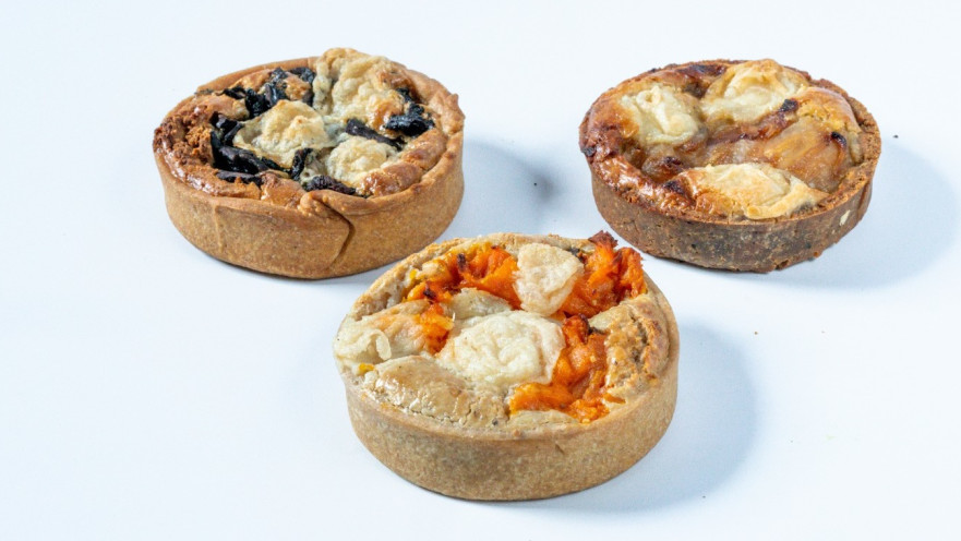 שלושה קישים ב"אנסטסיה"