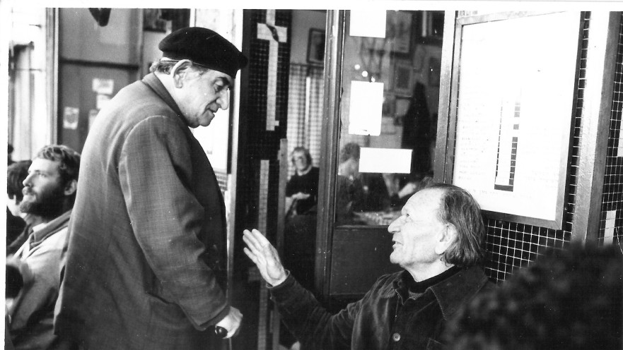 אדם נדיב לאומנים תפרנים. חצקל ואליעזר ב"כסית"