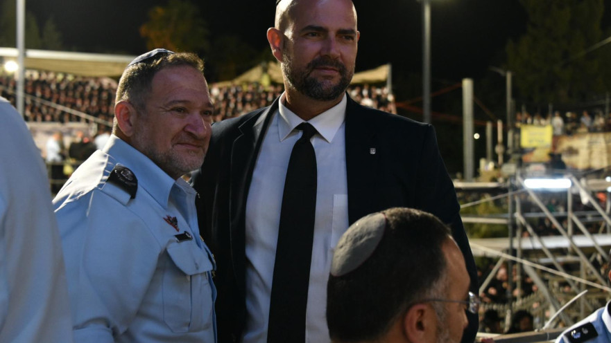 שר הפנים אוחנה והמפכ"ל שבתאי