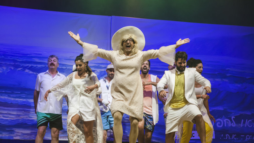 נעמה שפירא (