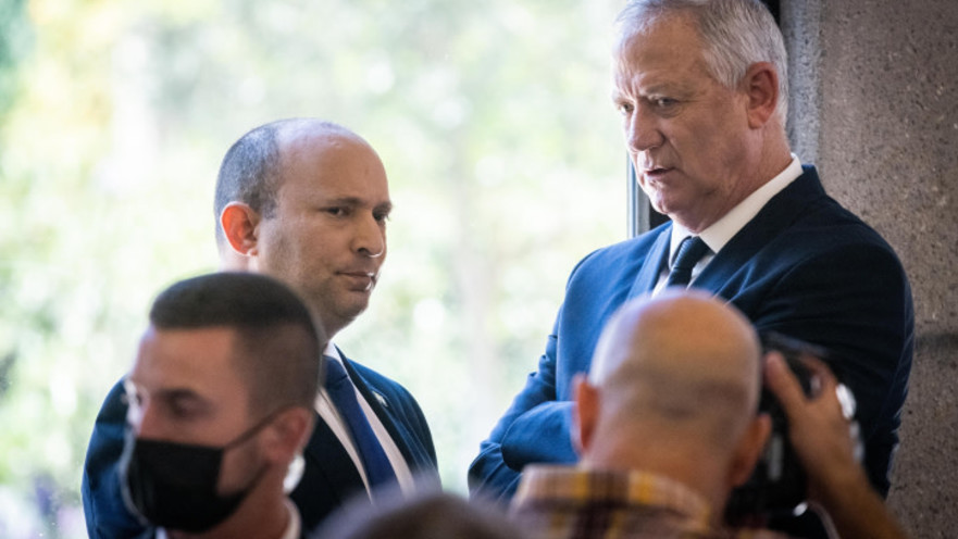 בני גנץ ונפתלי בנט