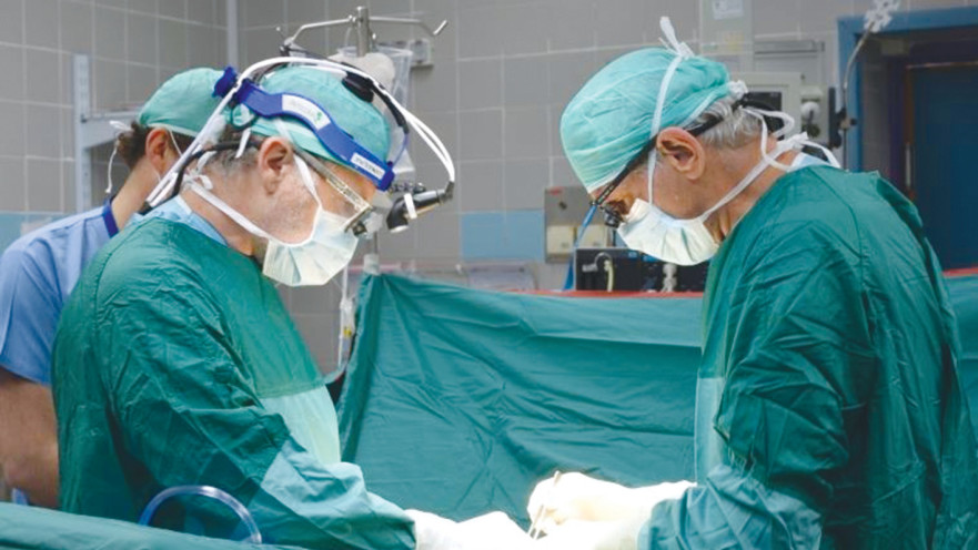 השתלות איברים. עשרות אנשי צוות גויסו מבתיהם