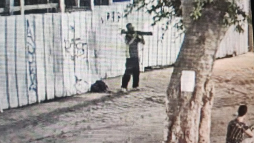 דייר הרחוב עם טיל לאו