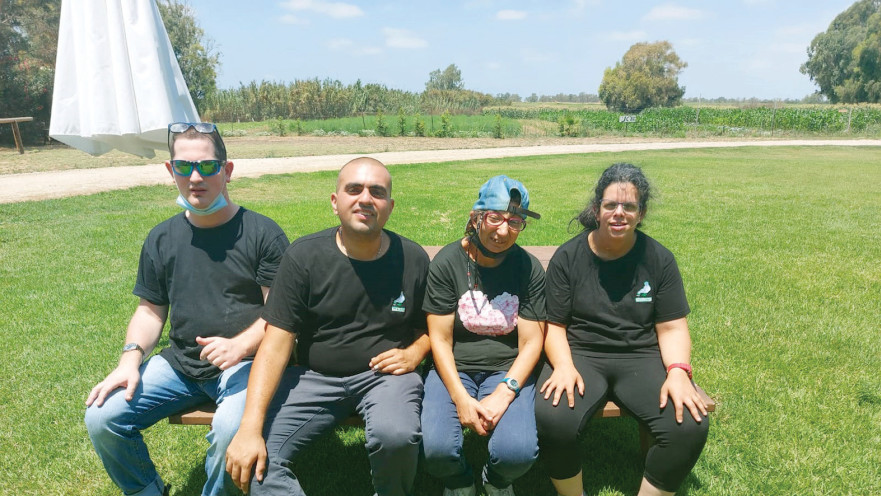 המשתקמים בכפר הנגיד