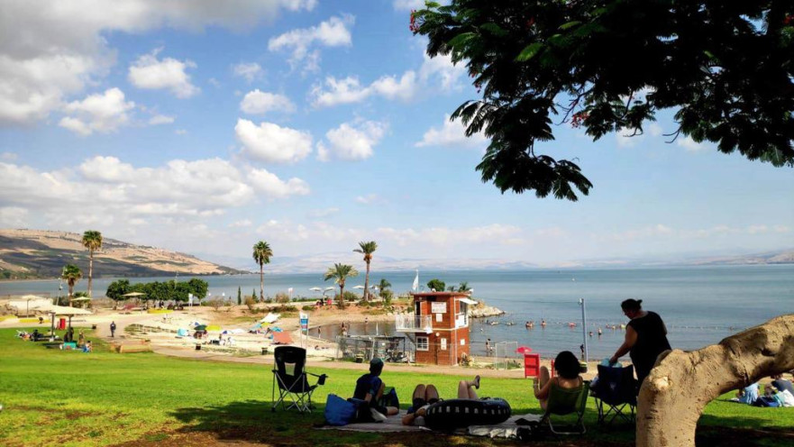 מזג אוויר שמשי בכנרת