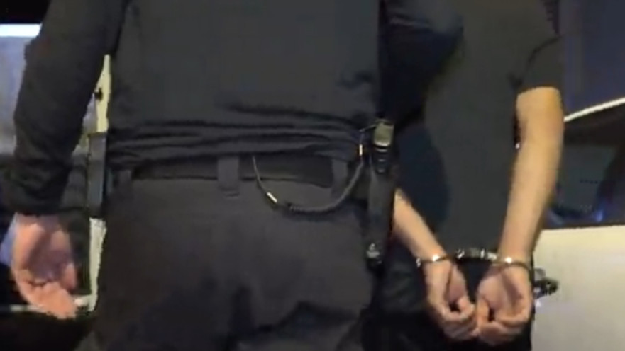 מעצר חשוד בסחר בסמים, ארכיון