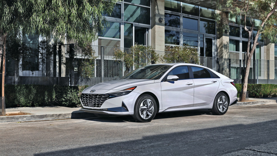 יונדאי אלנטרה היברידית