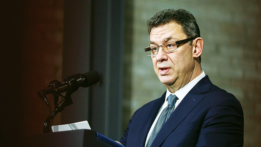 אלברט בורלא