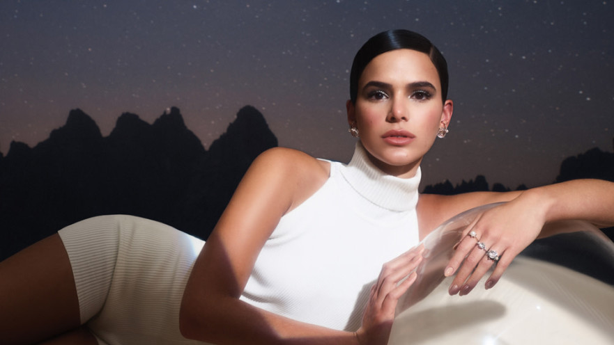 טבעות ועגילים בזהב אצילי מקולקציית 'גראבטי' של ה.שטרן, בהשראת עוצמתו השקטה של כוח הכבידה