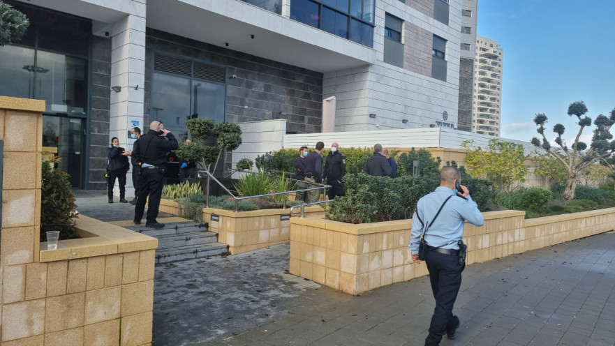 טיפול במטען בפתח תקווה