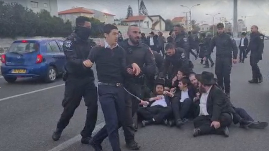 המחאה נגד חוק הגיוס