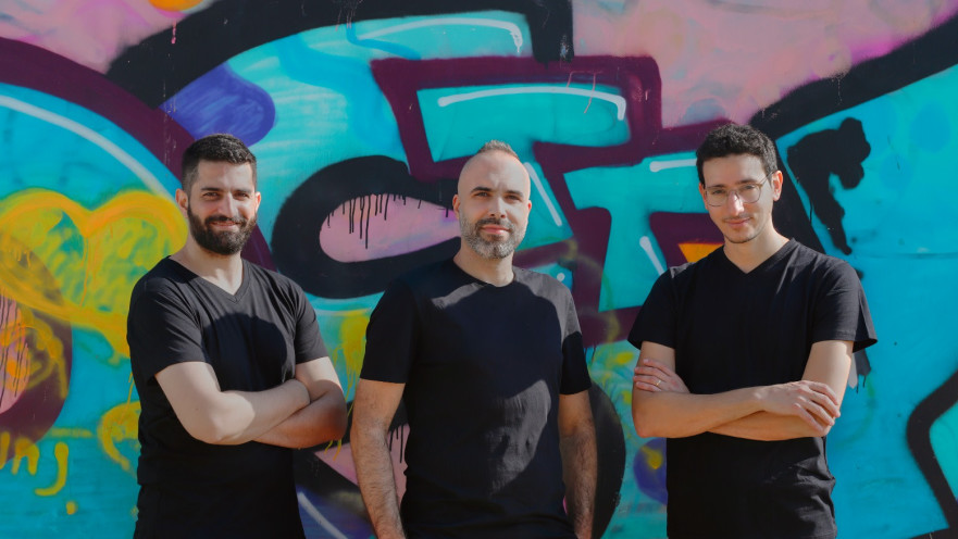 משמאל לימין: מיכאל אסרף, יוסי זאבי ורועי כהן, מייסדי Vicarius 