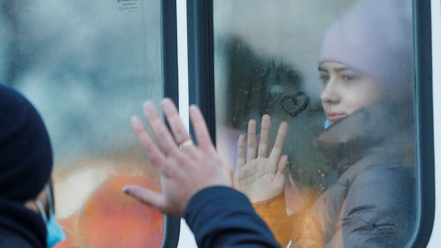 פינוי תושבים מקומיים מדונייצק לרוסיה