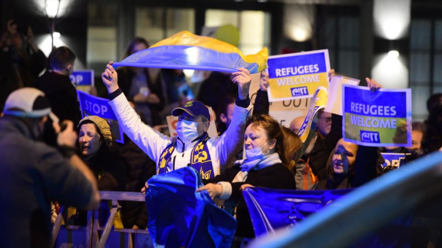 הפגנה נגד הפלישה לאוקראינה מול שגרירות רוסיה בתל אביב