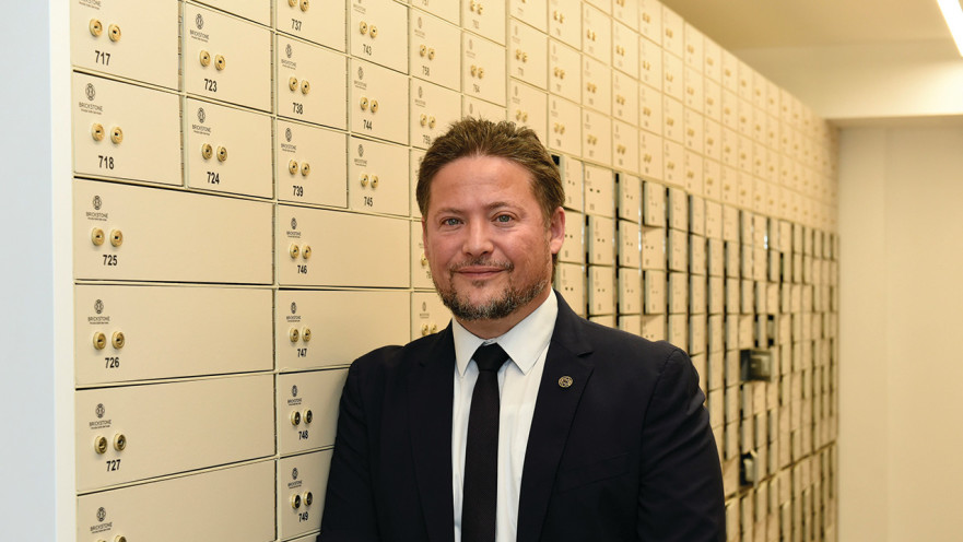 דביר אינדיג במתחם הכספות