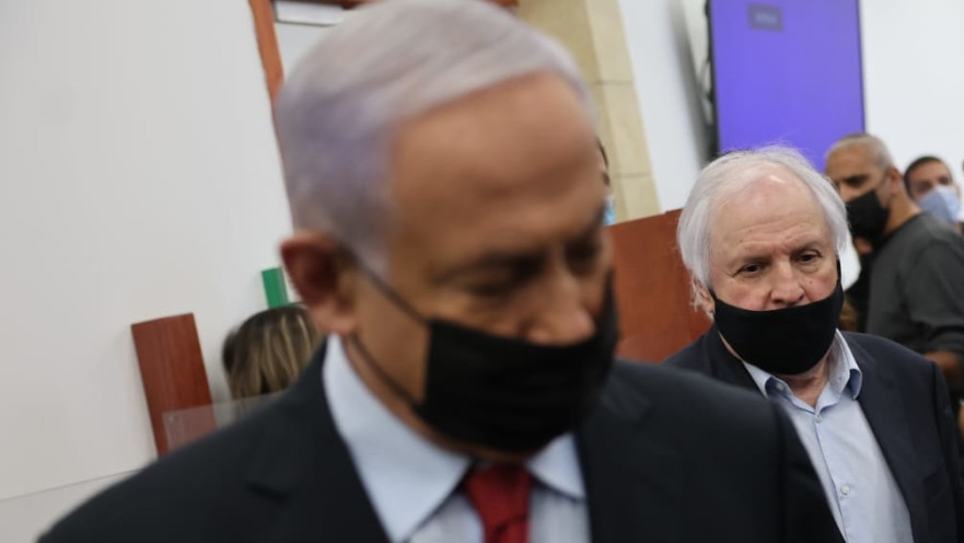 בנימין נתניהו ושאול אלוביץ' באולם הדיונים