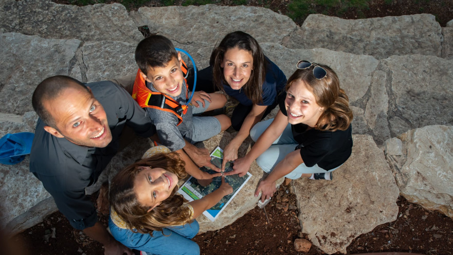 יש לאן - מנקים את הארץ וזוכים בפרסים
