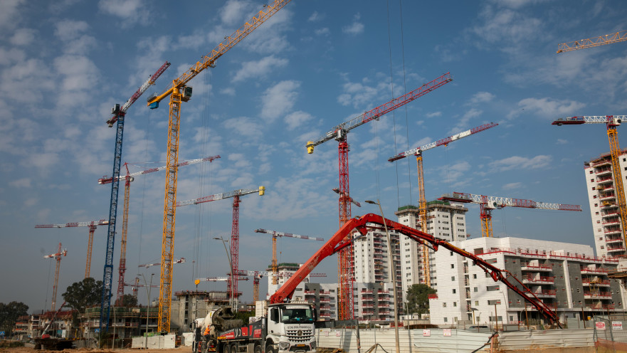 אתר בנייה בבאר יעקב