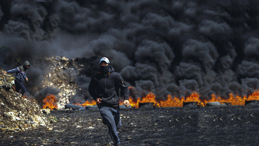 הפגנה בכפר קדום