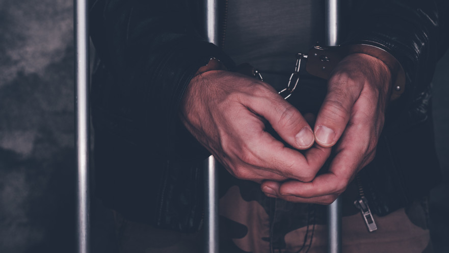 נתפס בפעם הרביעית נוהג בשכרות ושוחרר למעצר בית