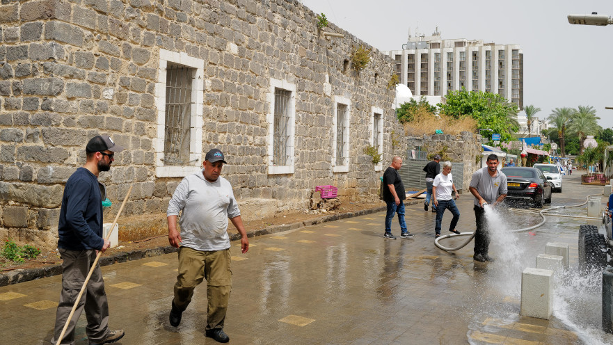 ההריסות בטיילת טבריה בעקבות הסופה 
