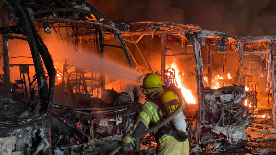אוטובוסים נשרפו בקרית שמונה