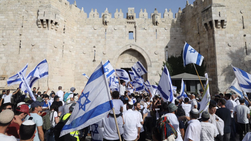 מצעד הדגלים בשנה שעברה. 