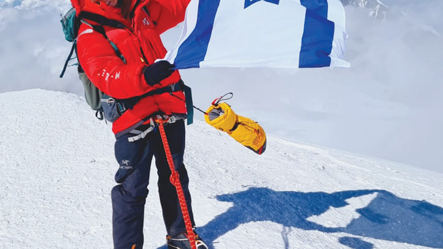 דניאל על פסגת האוורסט