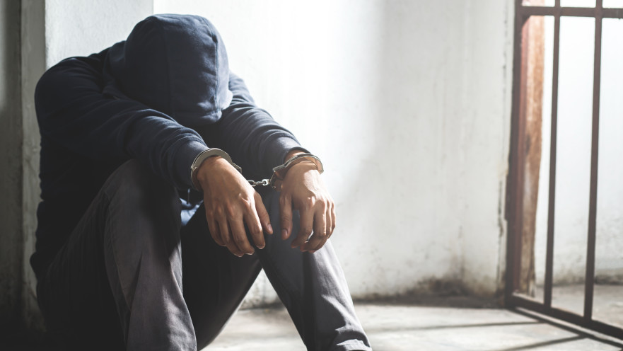 נעצר בחשד להשלכת רימון - סנגורו ג'קי סגרון הוביל לשחרורו