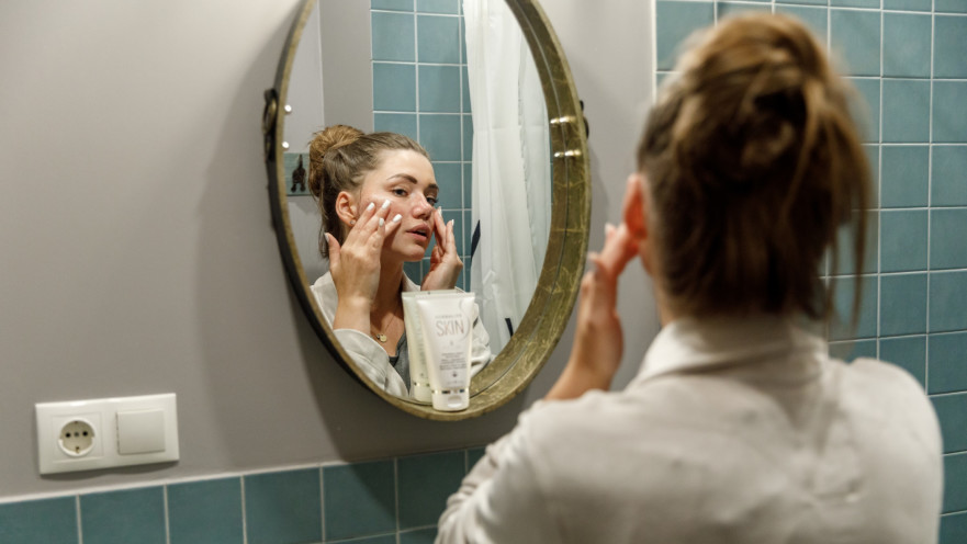 שמירה על עור הפנים, אילוסטרציה