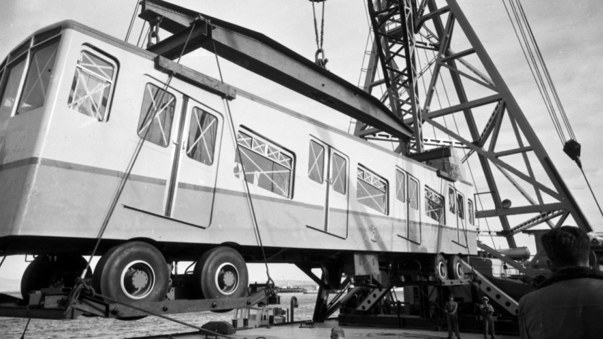 בניית הכרמלית בחיפה