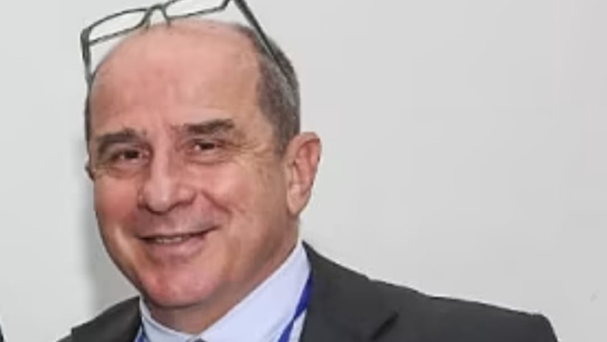 ד"ר אריאל בנטנקור 