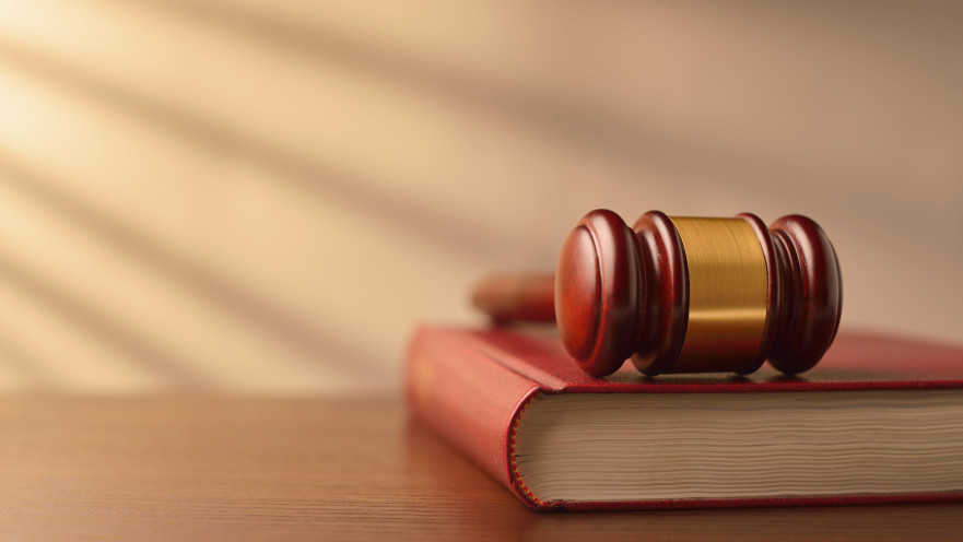 בזכות עו"ד עמיר אושפיז - נערה שהוטרדה מינית בעבודתה תפוצה