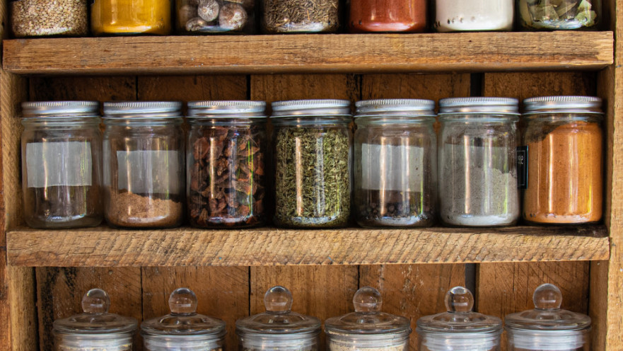 ארון תבלינים