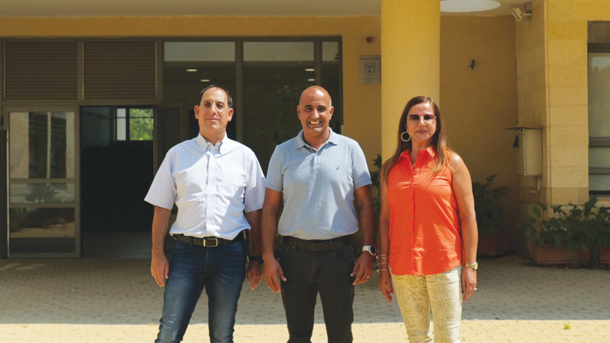 בשה, בלום ומרסל שמואלי, מנהלת התיכון