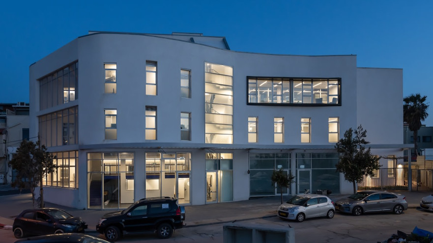 גגון לדרי רחוב ע"ש הרב יחיאל אקשטיין ז"ל