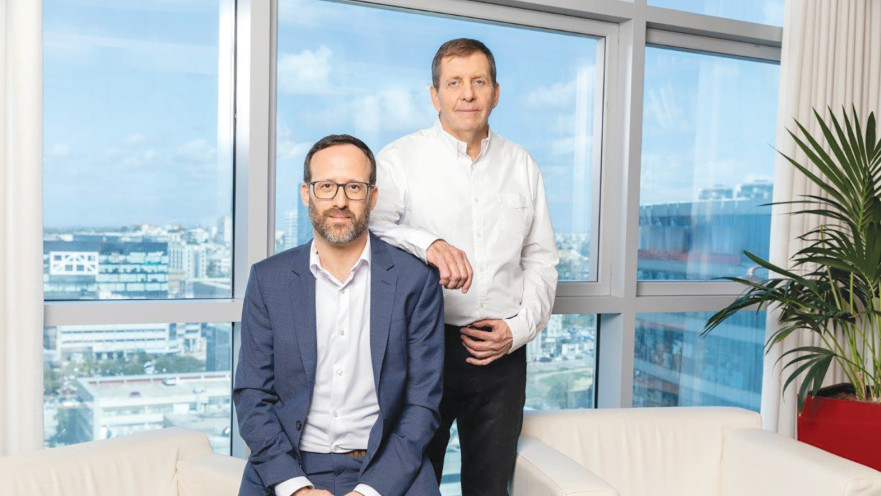 יוסי זינגר וארז בלשה