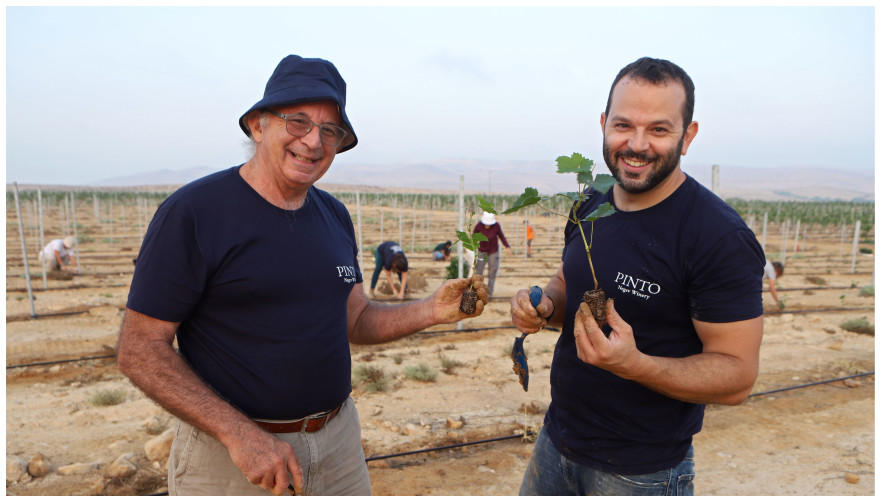 דויד מימין וג'ימי פינטו 