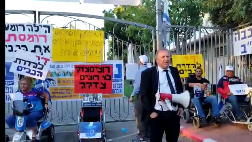 כהן בשער בליך. "לא ניתן שיתייחסו אלינו בהשפלה ובביזיון"