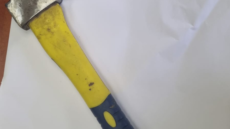 הגרזן ששימש את החשוד