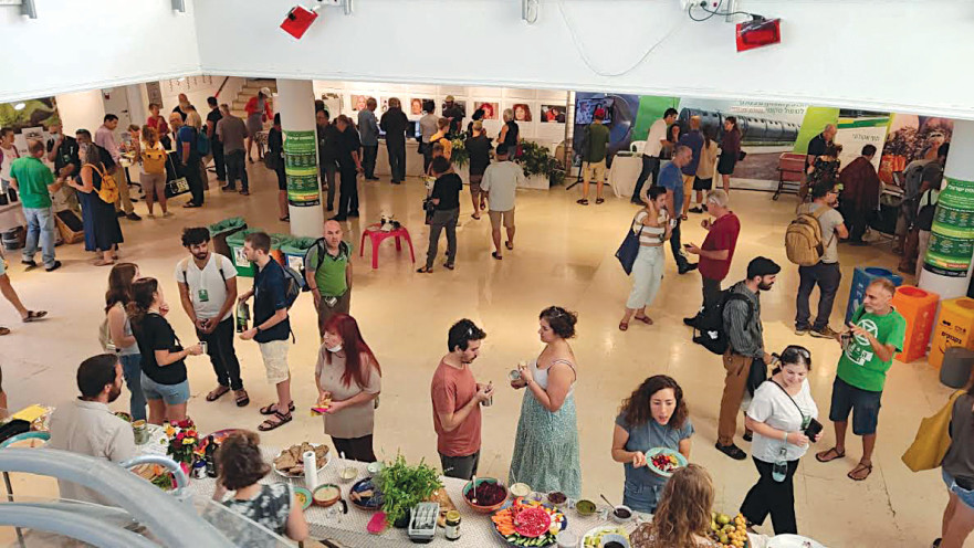 כנס הקומפוסטציה הארצי בתיאטרון גבעתיים. “האשפה יכולה להפוך לאוצר” 