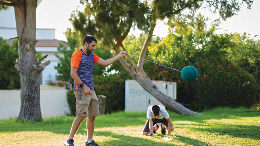 דהן. כל אימון נפתח בסיפור מעורר השראה