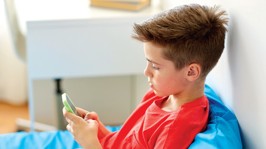 מה עושים כשהילד מסתגר בחדר?