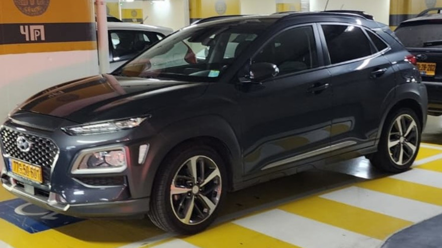 הרכב האחרון שנגנב מחניית הבניין. "לא יודעת מי ירצה לבטח אותי שוב"