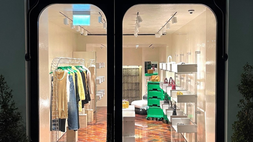 Bottega Veneta בכיכר המדינה