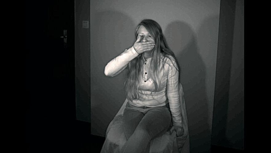 סטילס מהווידיאו 